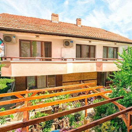 Holiday House Gendar, Chernomorets Buitenkant foto