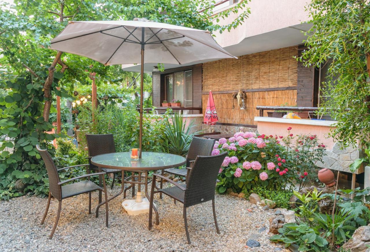 Holiday House Gendar, Chernomorets Buitenkant foto